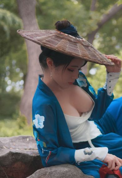 艳妇臀荡乳欲伦交换在线播放